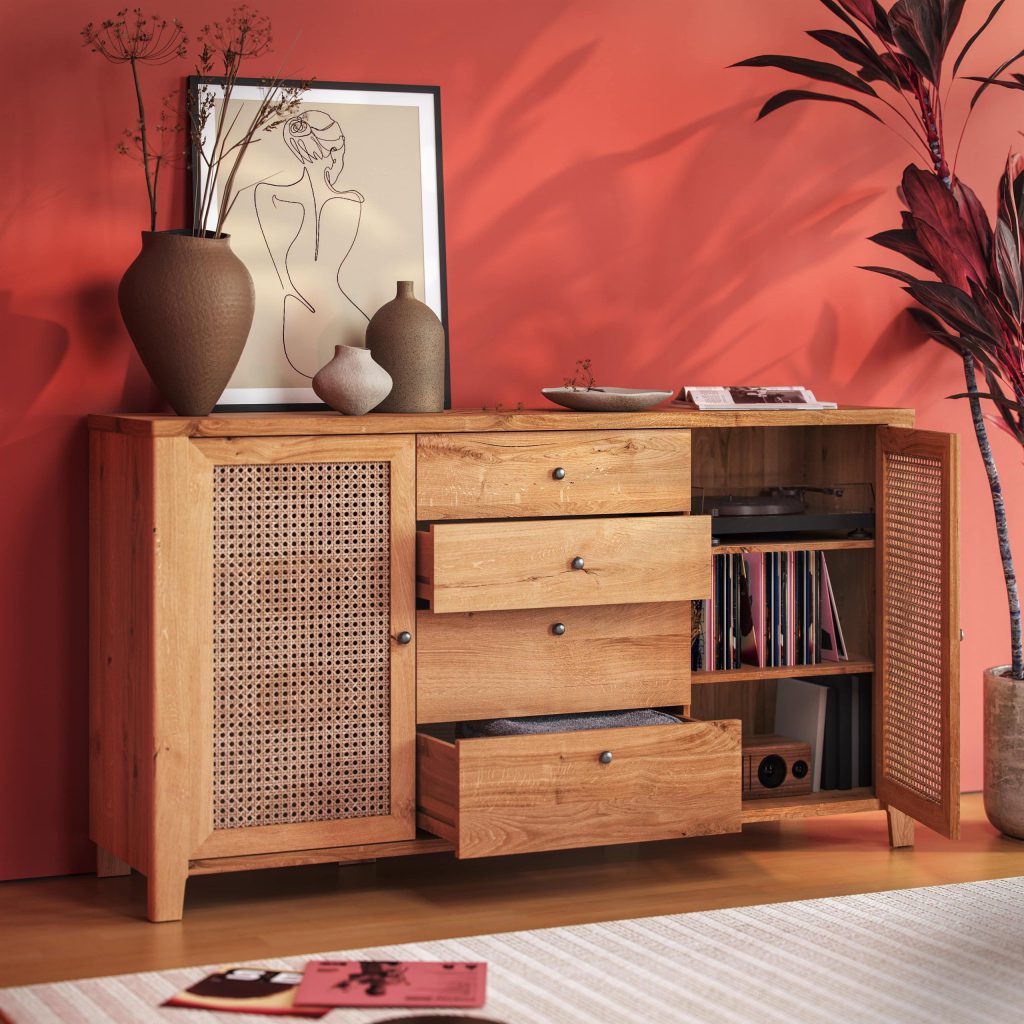 Realistic 3D Furniture Modeling and Rendering